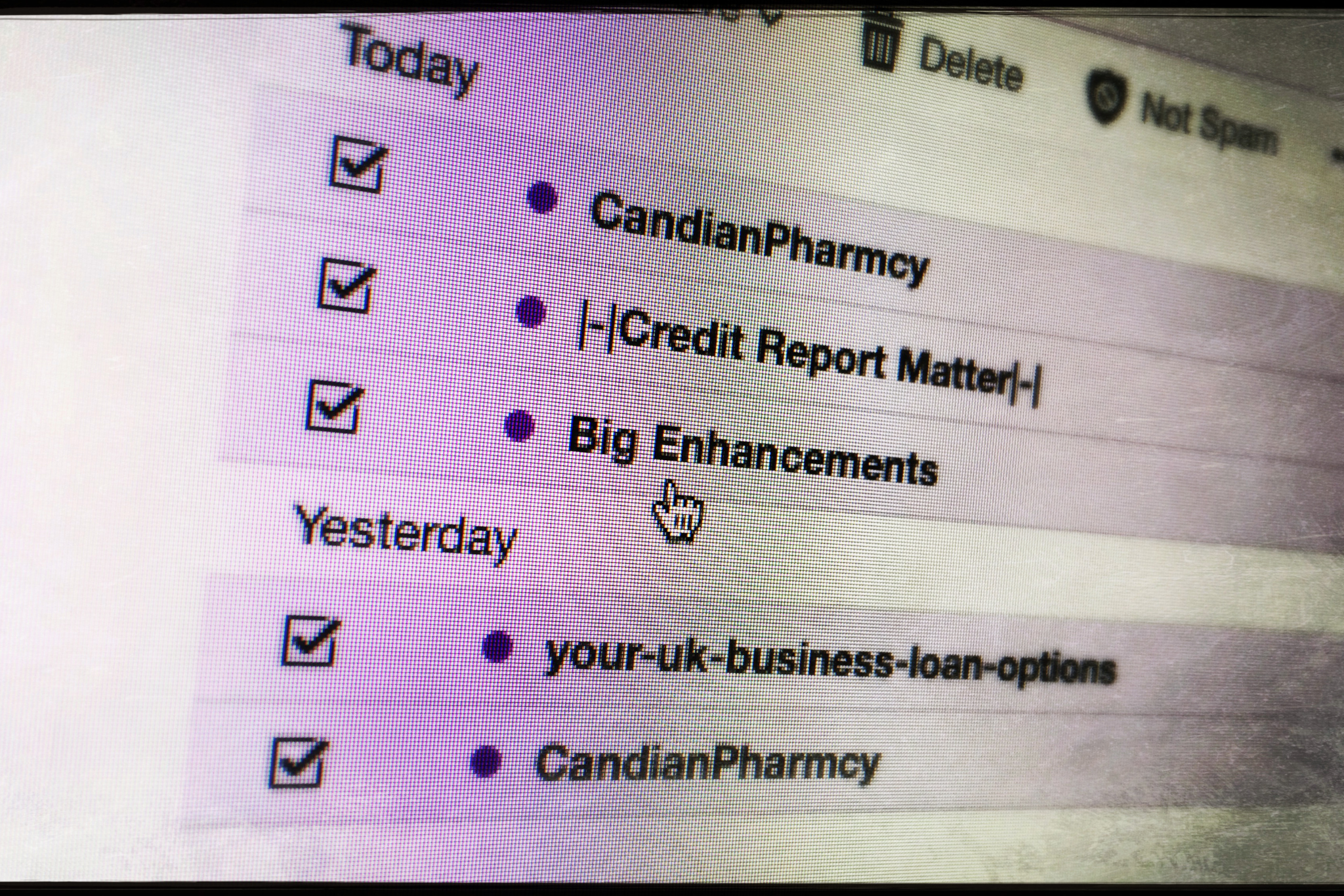 opening spam emails opening spam emails